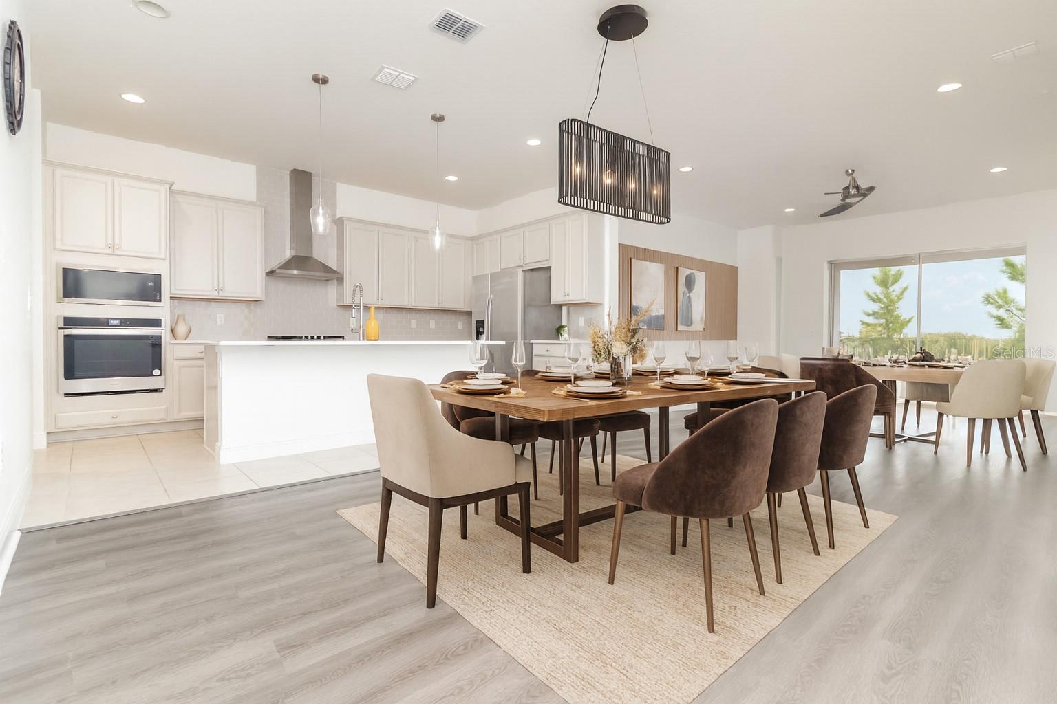 Image 4 of 66 For 15701 Vetta Drive