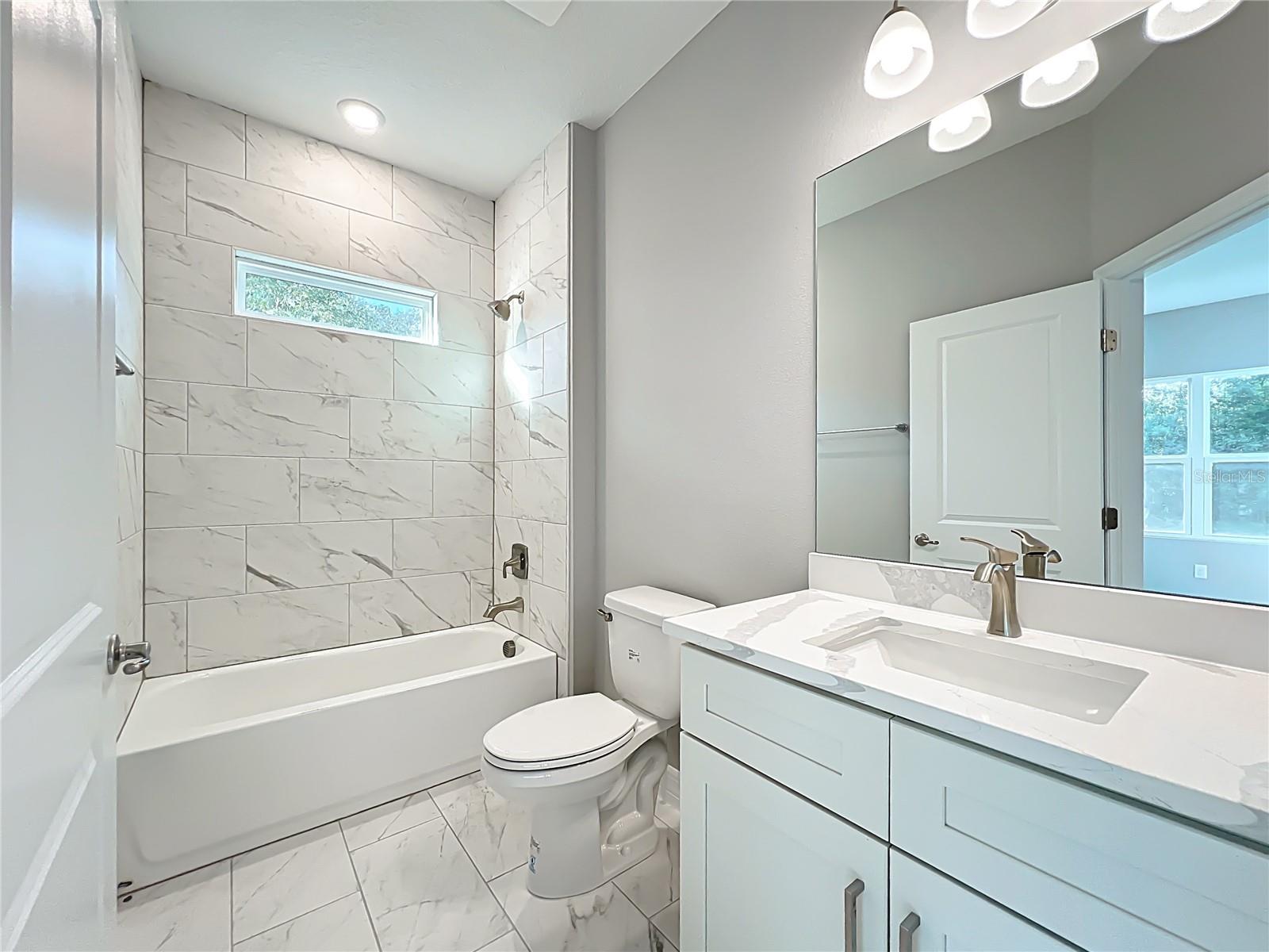 Image 14 of 36 For 6652 129th Loop