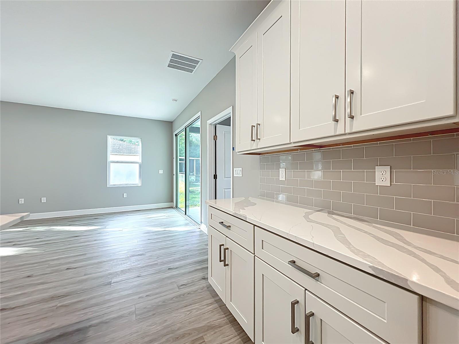 Image 9 of 36 For 6652 129th Loop