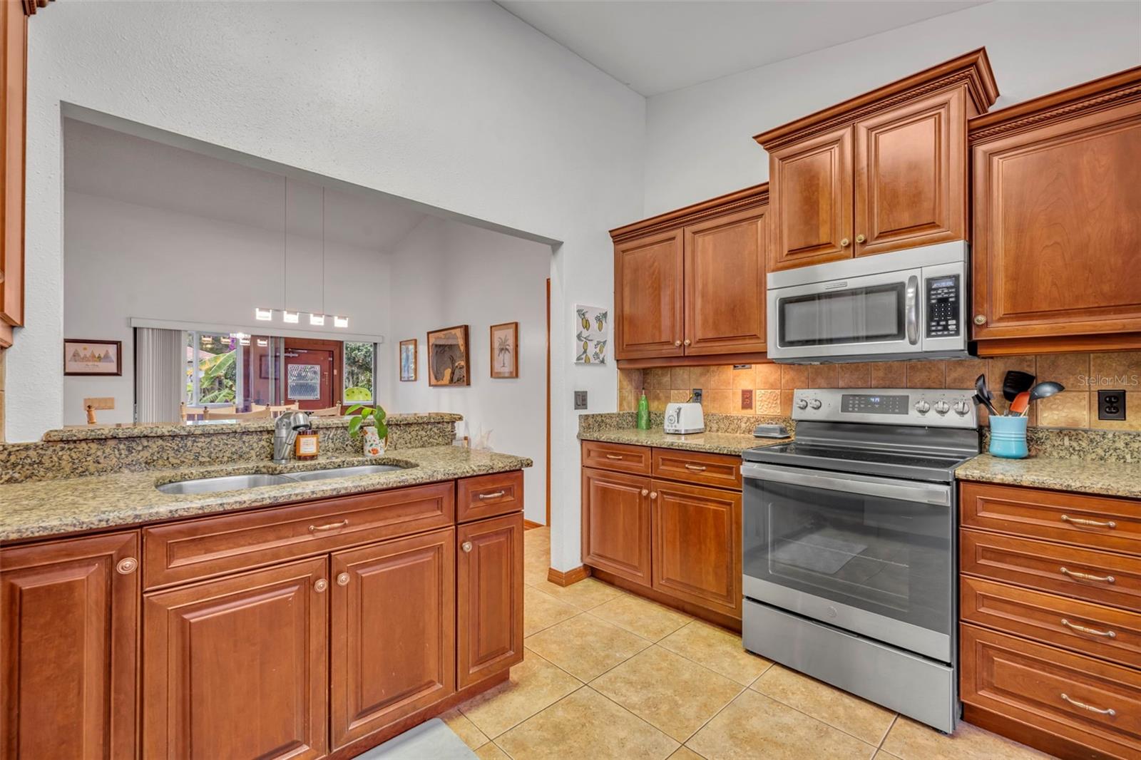 Image 15 of 32 For 1070 Paladin Court