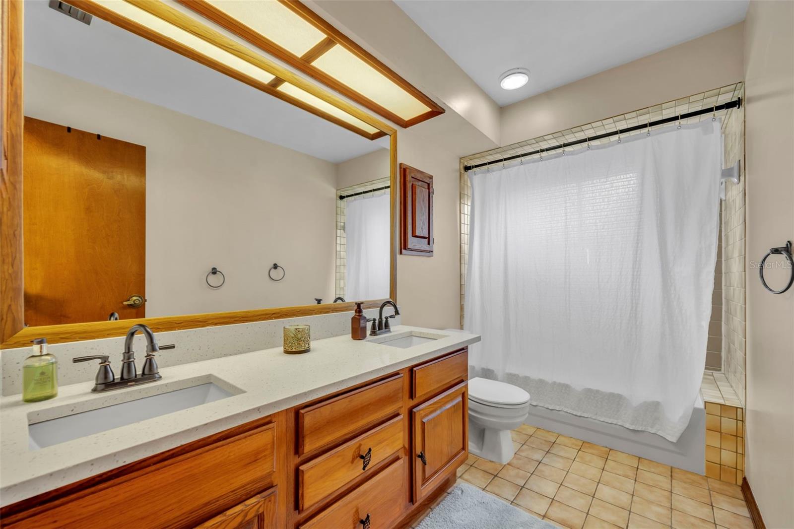 Image 25 of 32 For 1070 Paladin Court