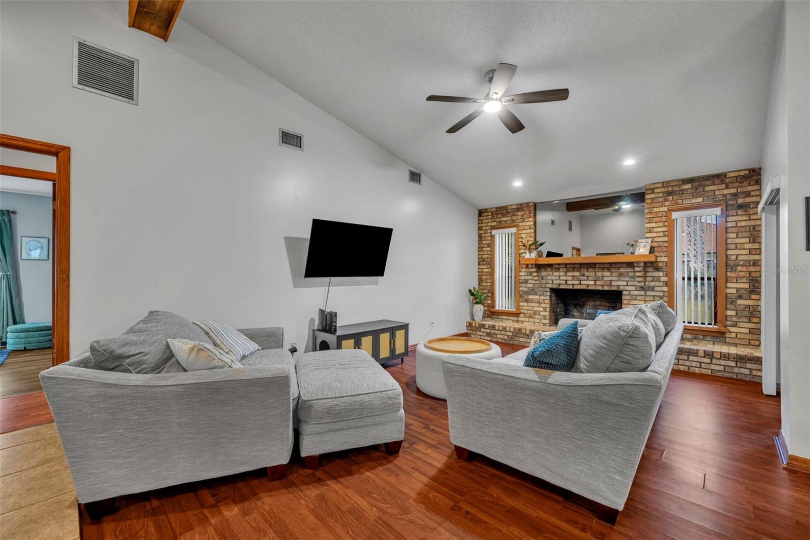 Image 4 of 32 For 1070 Paladin Court