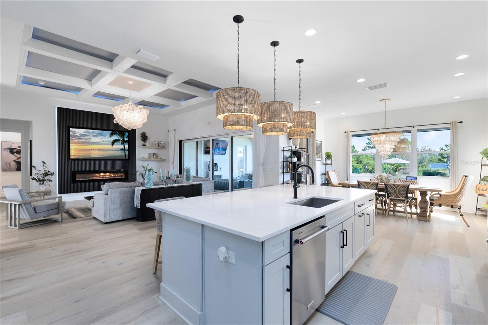 Image 14 of 55 For 9877 Laurel Berry Drive