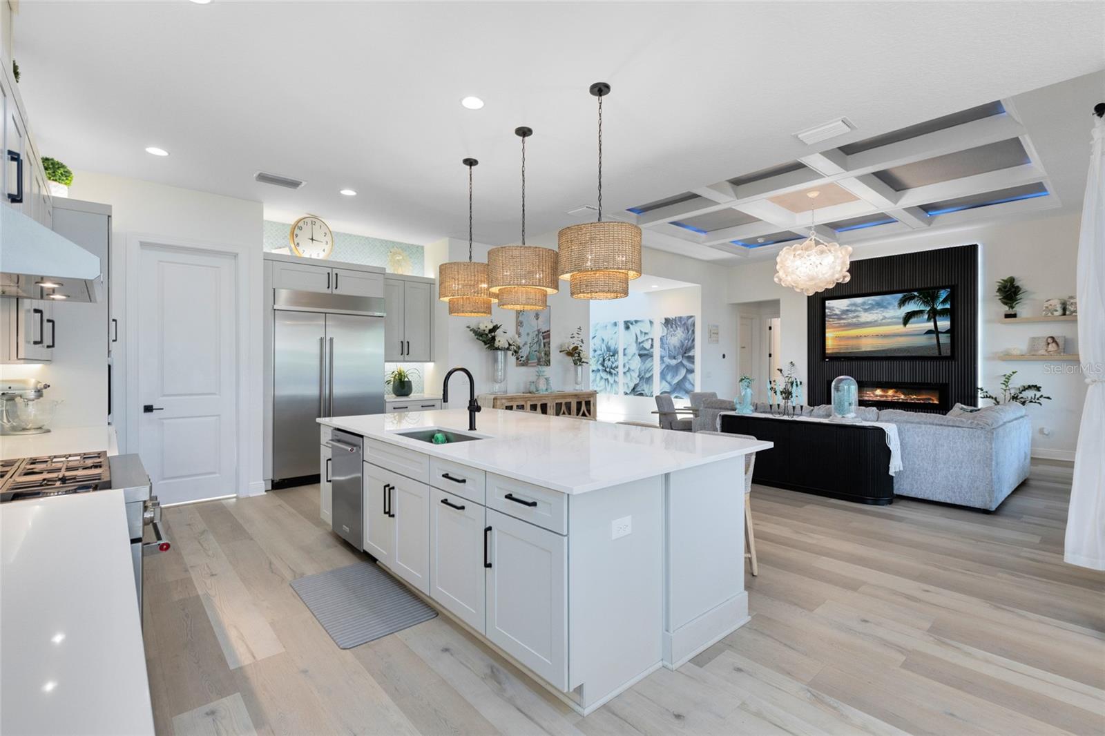 Image 15 of 55 For 9877 Laurel Berry Drive