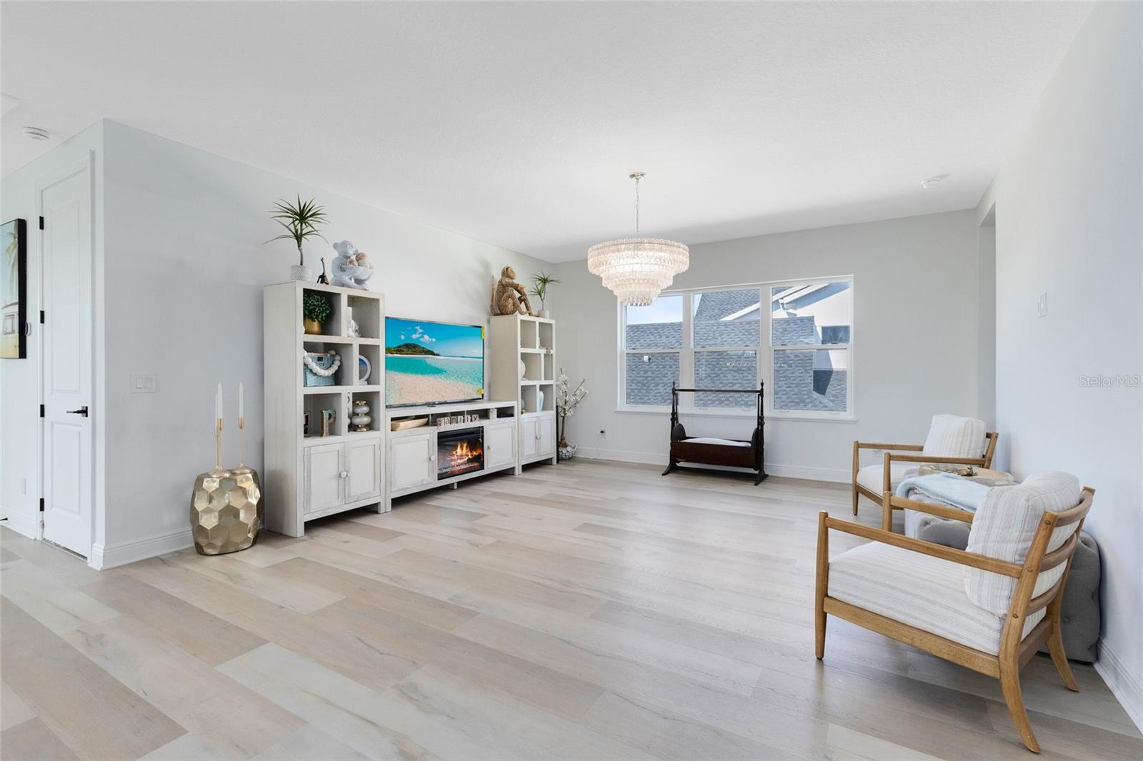 Image 32 of 55 For 9877 Laurel Berry Drive