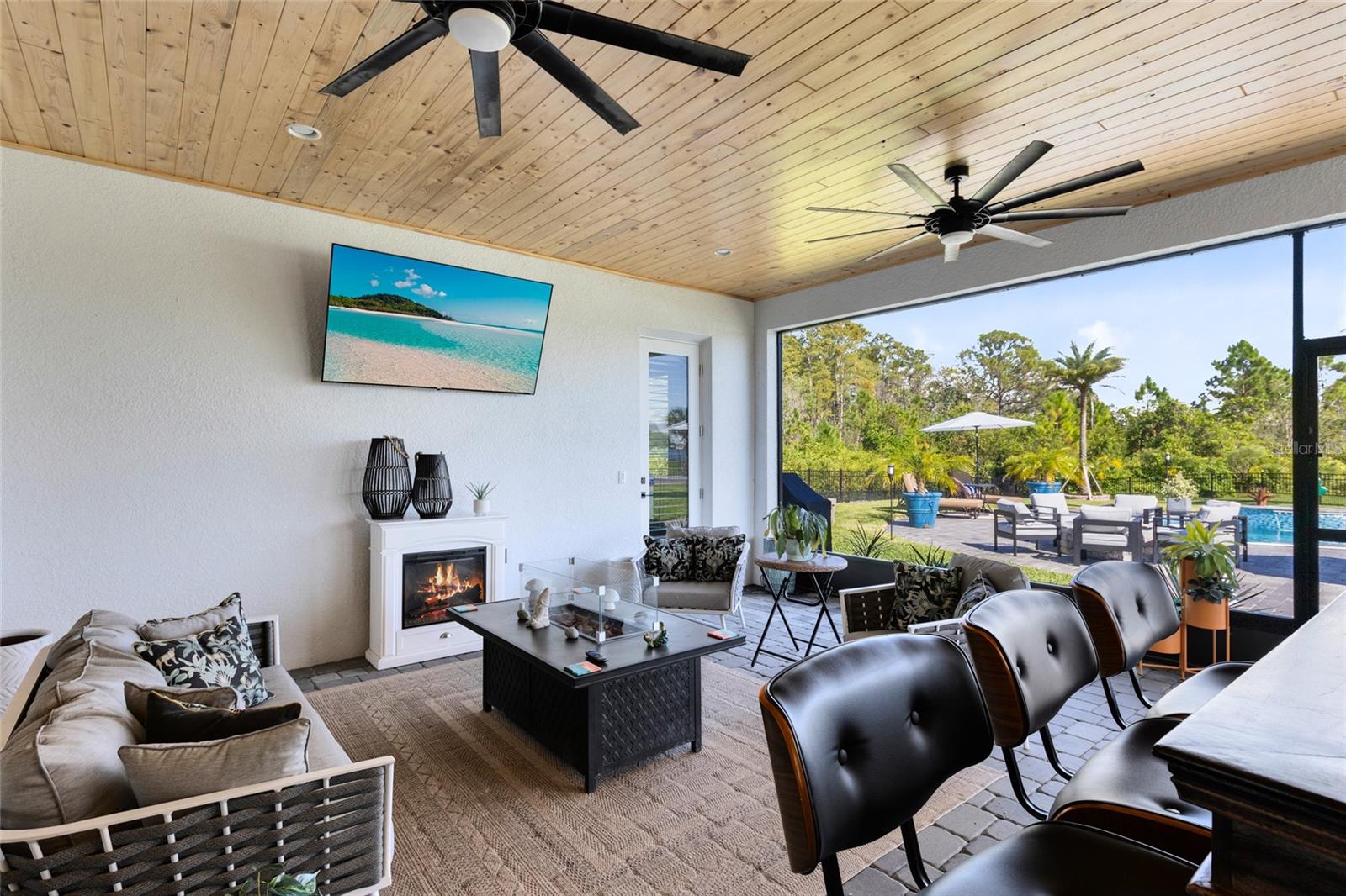 Image 39 of 55 For 9877 Laurel Berry Drive