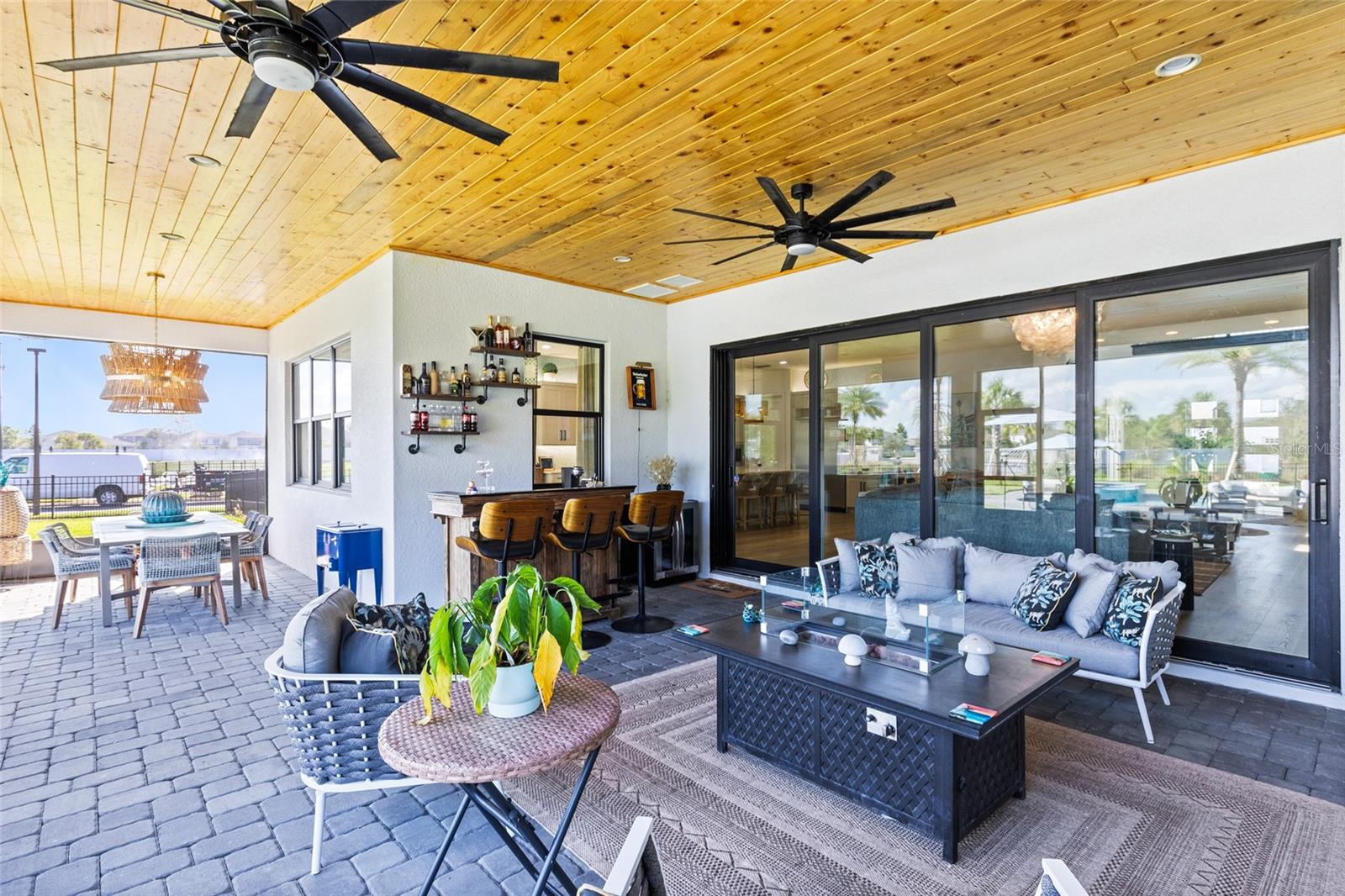 Image 41 of 55 For 9877 Laurel Berry Drive