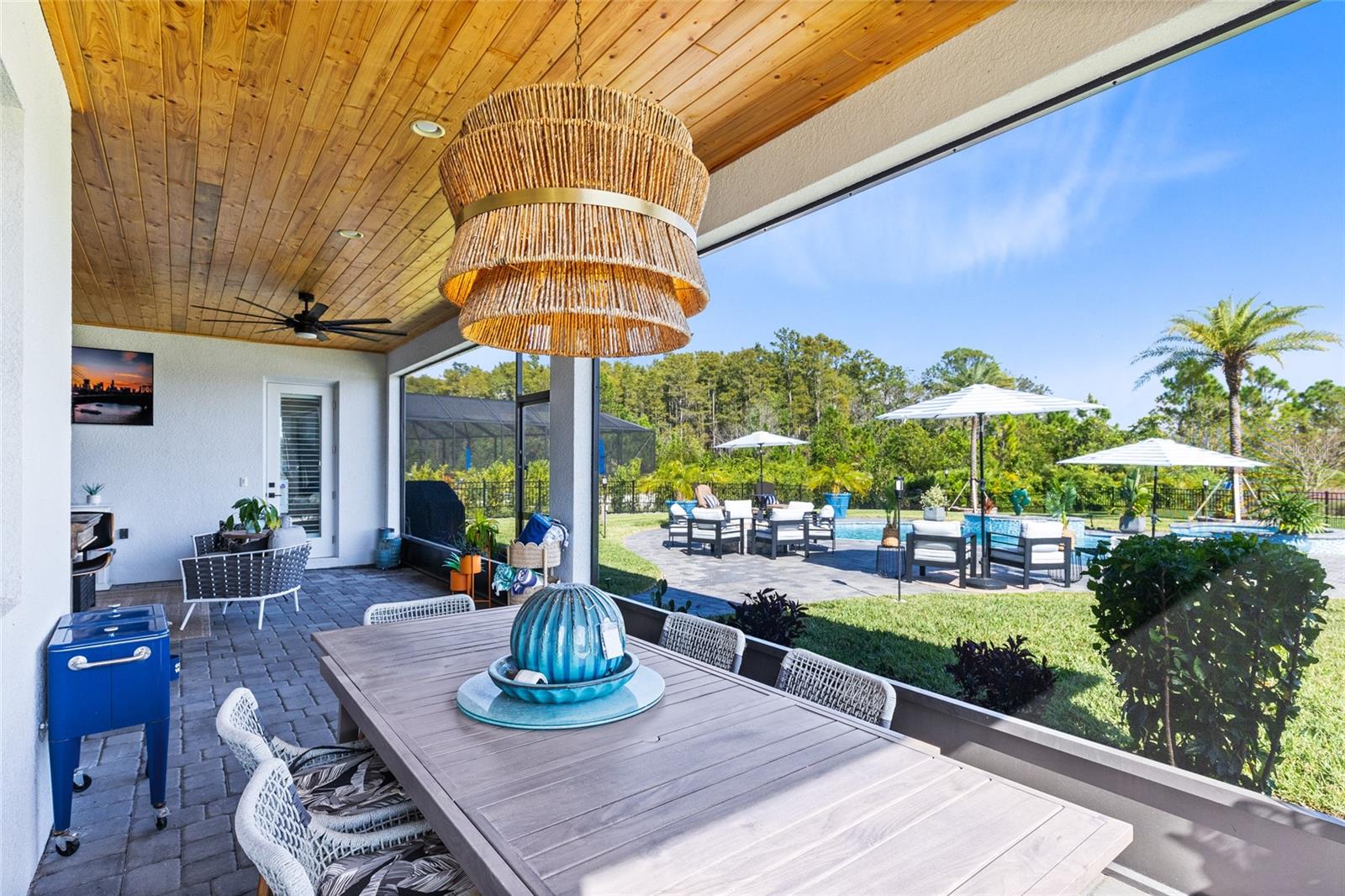 Image 43 of 55 For 9877 Laurel Berry Drive