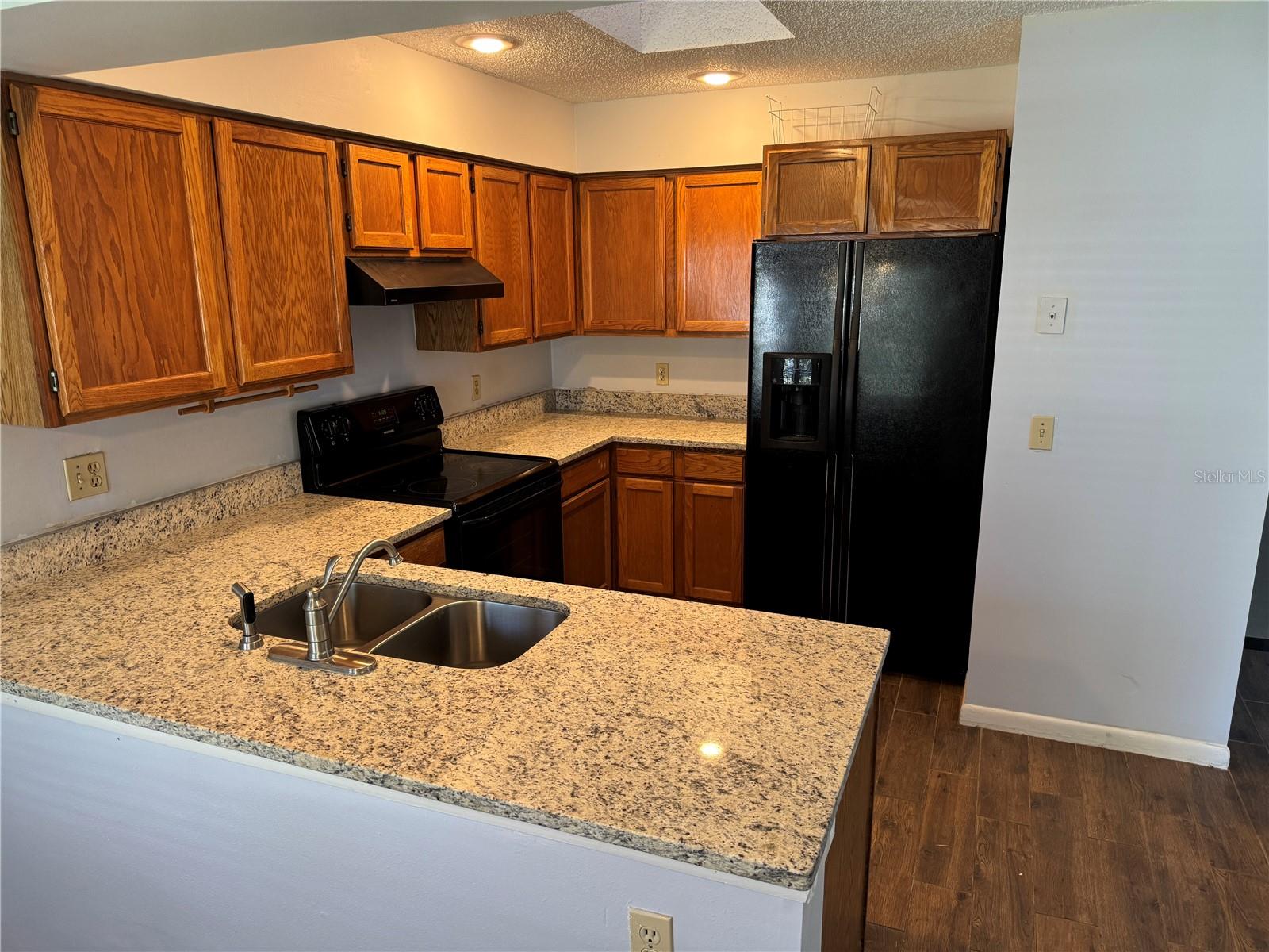 Image 3 of 13 For 4618 Suntree Boulevard