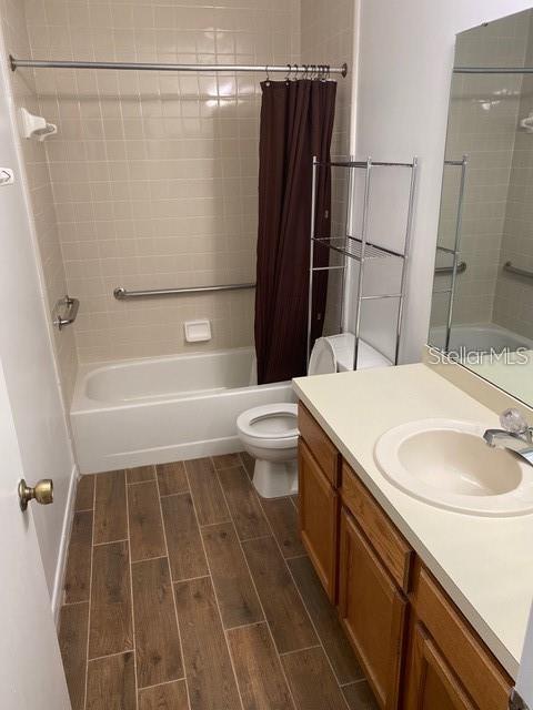 Image 9 of 13 For 4618 Suntree Boulevard