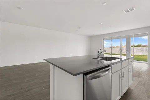 Image 10 of 38 For 2581 Runners Circle A