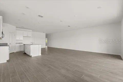 Image 12 of 38 For 2581 Runners Circle A