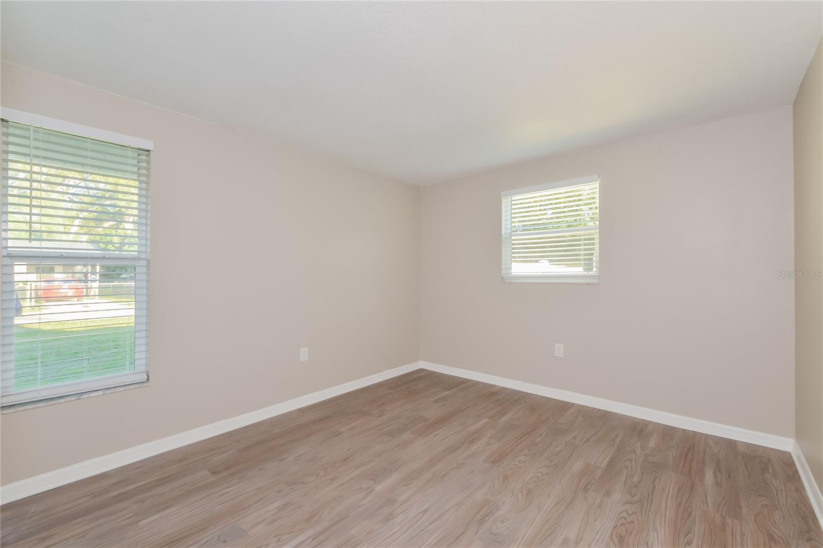 Image 12 of 16 For 4600 Sloan Avenue