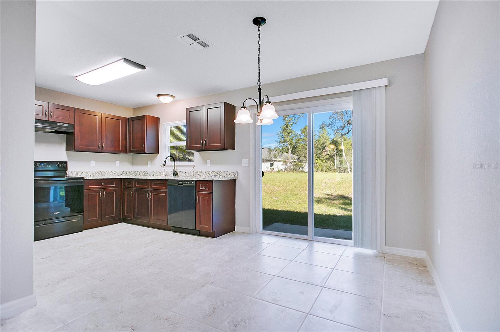 Image 6 of 20 For 6949 152nd St