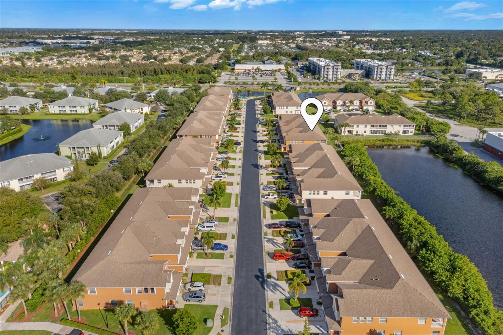 Image 31 of 36 For 1035 Venetian Drive 105