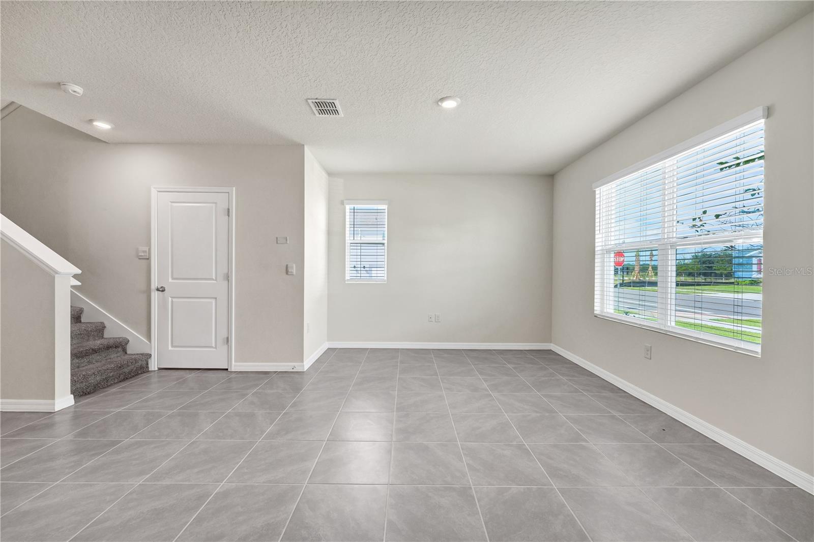 Image 10 of 39 For 5650 Anders Way