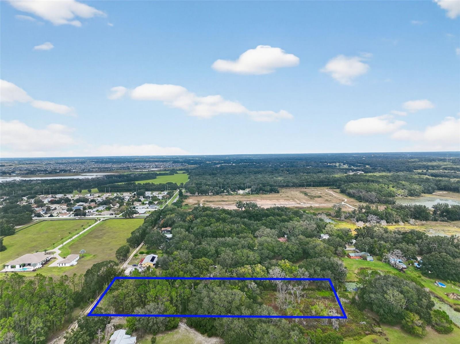 Image 3 of 9 For  Lewis Court 