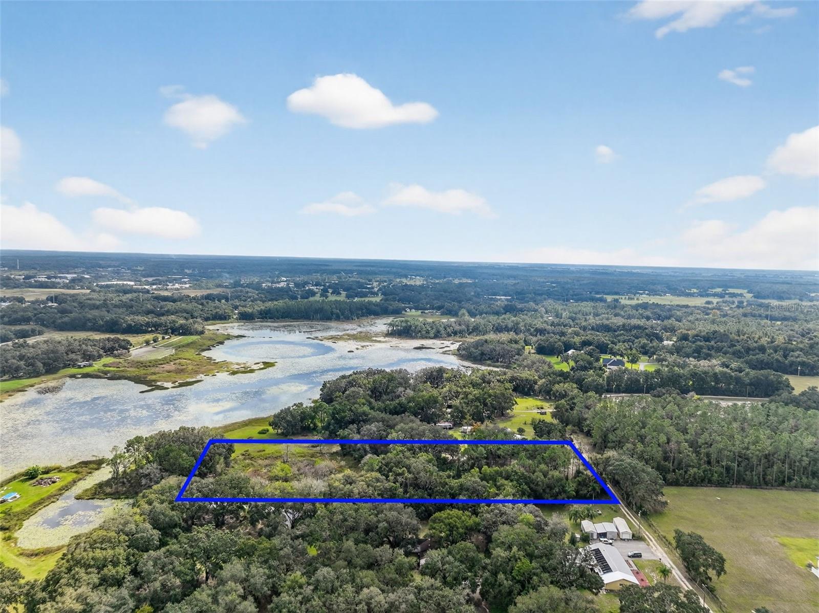 Image 4 of 9 For  Lewis Court 