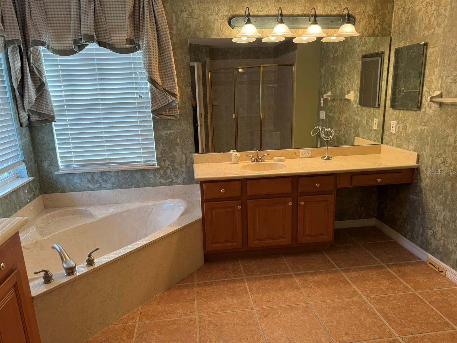 Image 55 of 78 For 10484 Wiscane Avenue