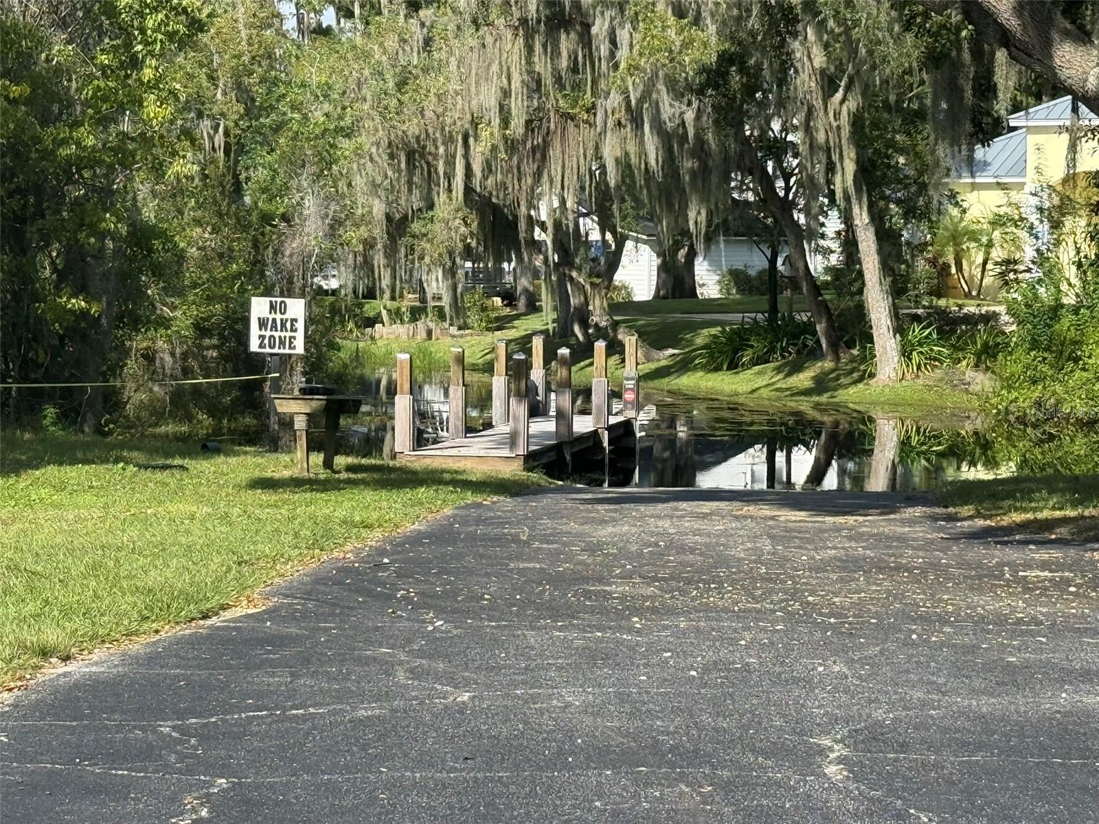 Image 71 of 78 For 10484 Wiscane Avenue