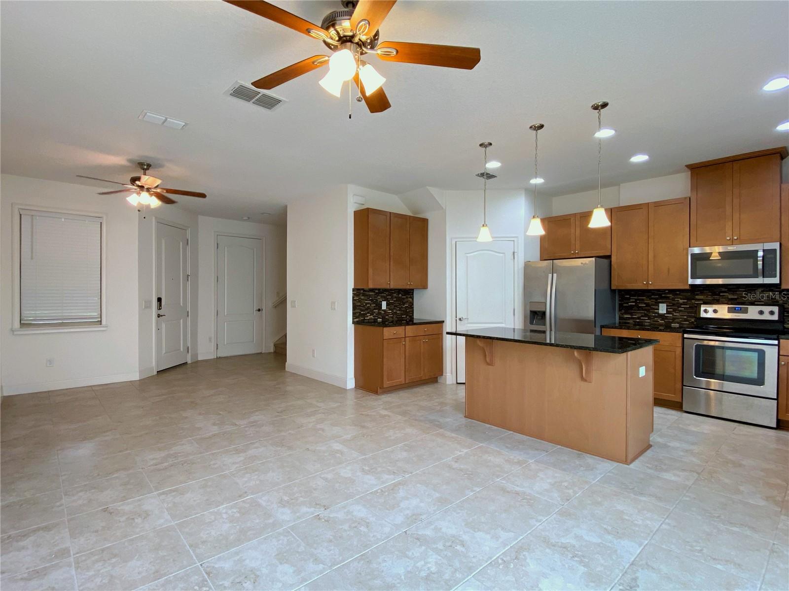 Image 3 of 32 For 14082 Swanley Street