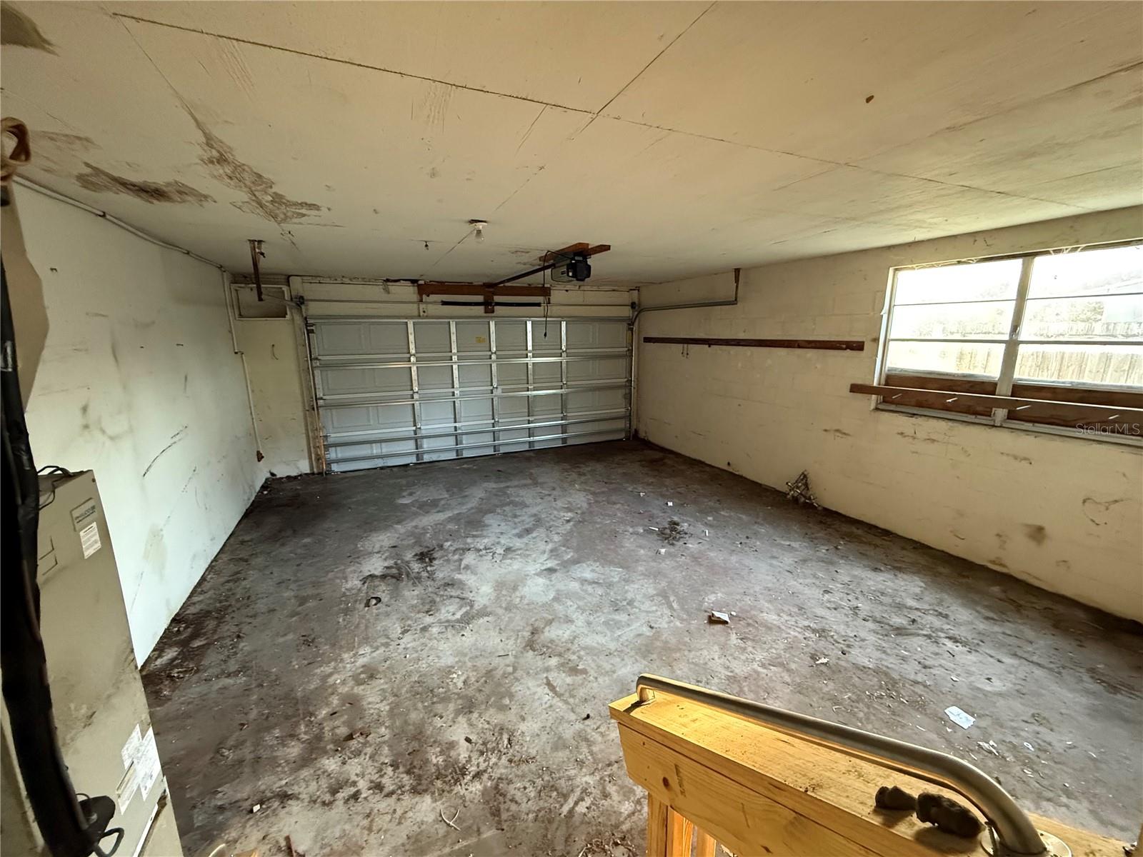 Image 18 of 23 For 2148 Blossom Lane