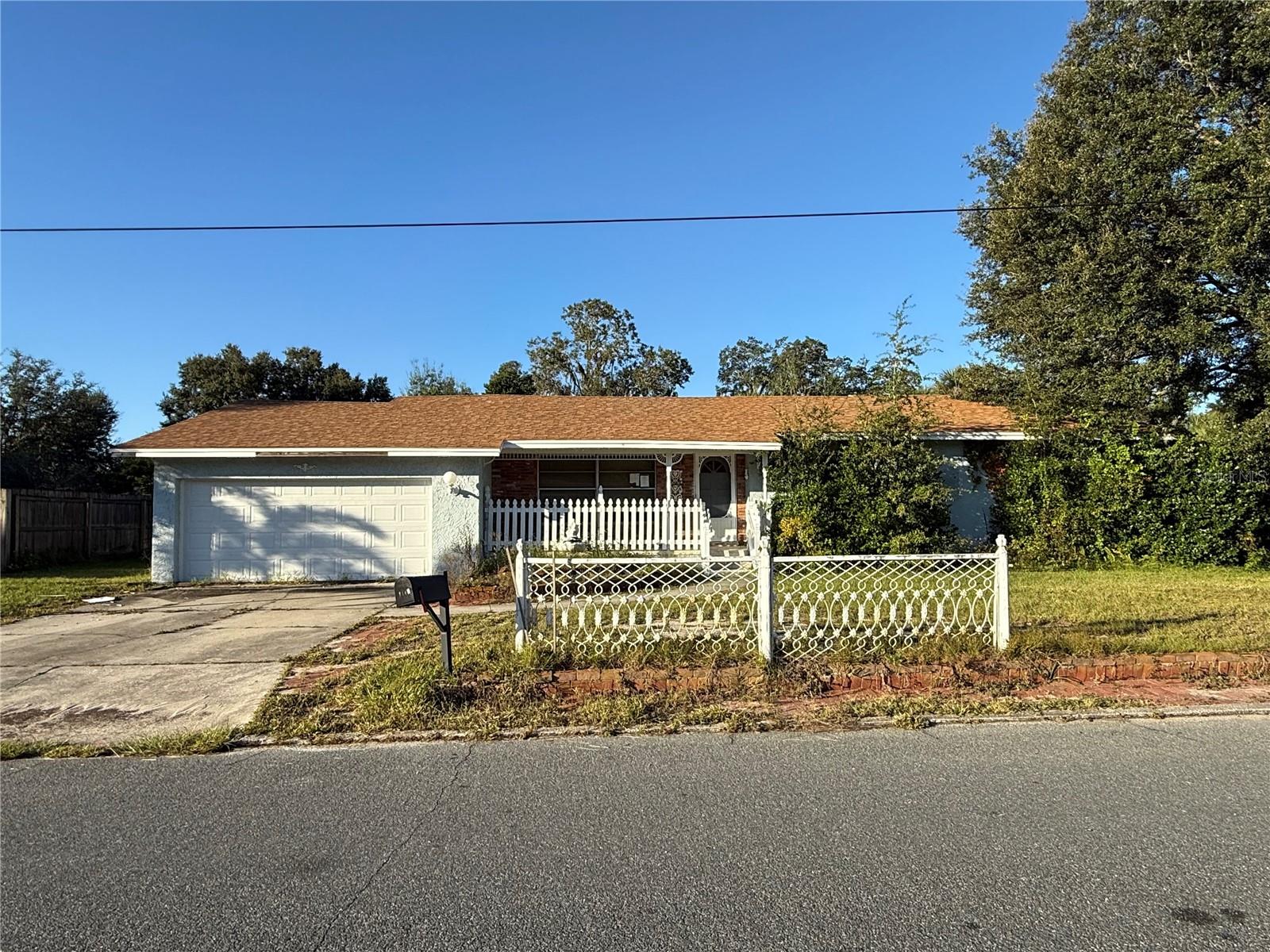 Image 2 of 23 For 2148 Blossom Lane