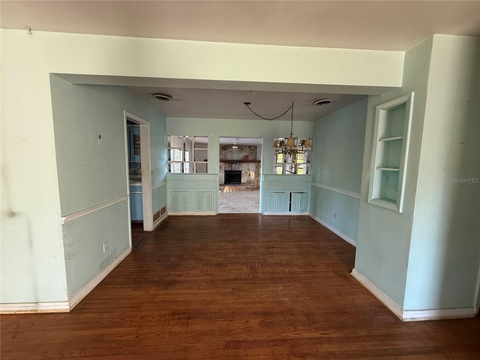 Image 6 of 23 For 2148 Blossom Lane