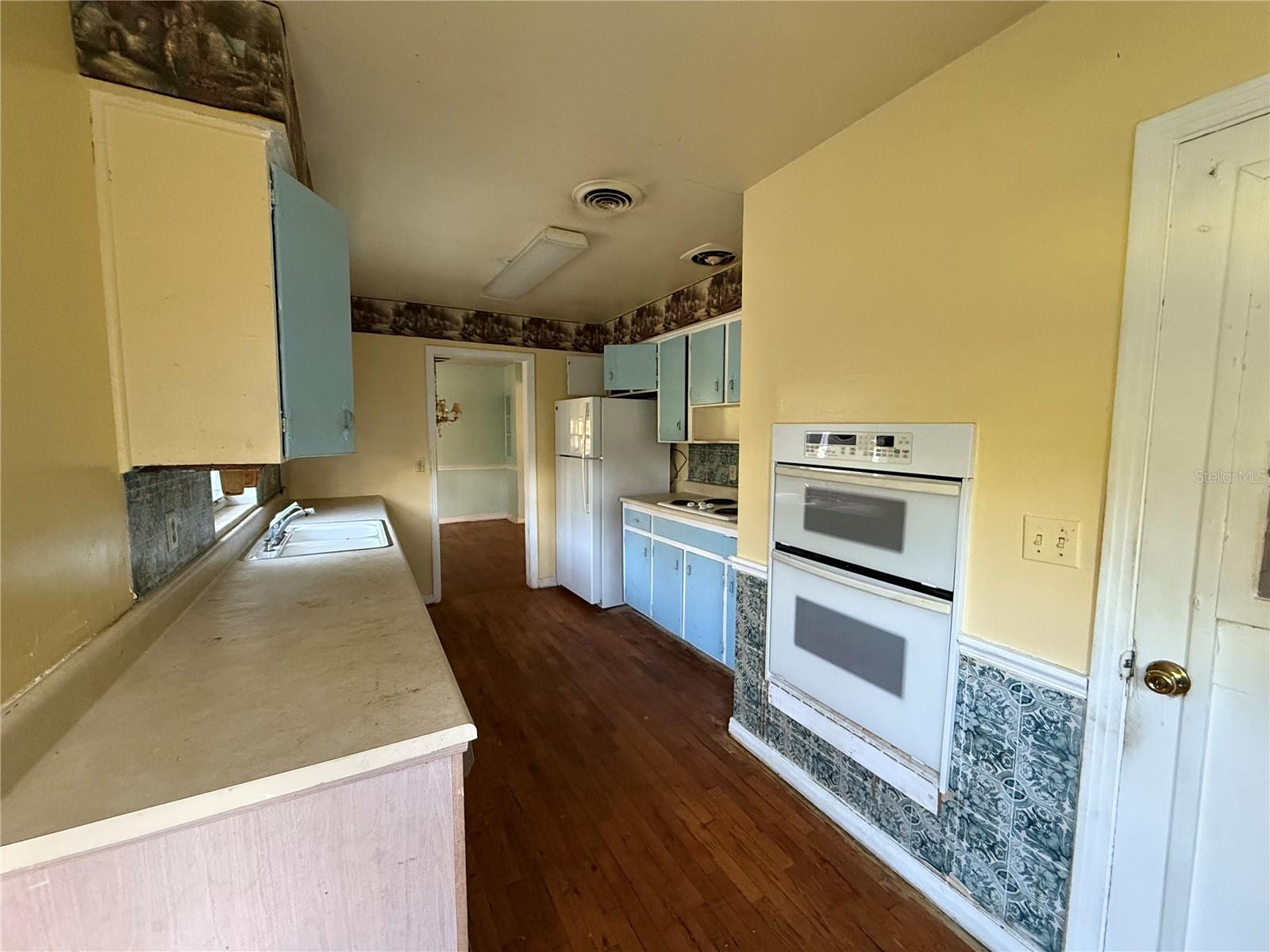 Image 7 of 23 For 2148 Blossom Lane