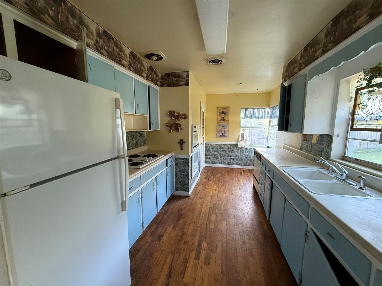 Image 8 of 23 For 2148 Blossom Lane