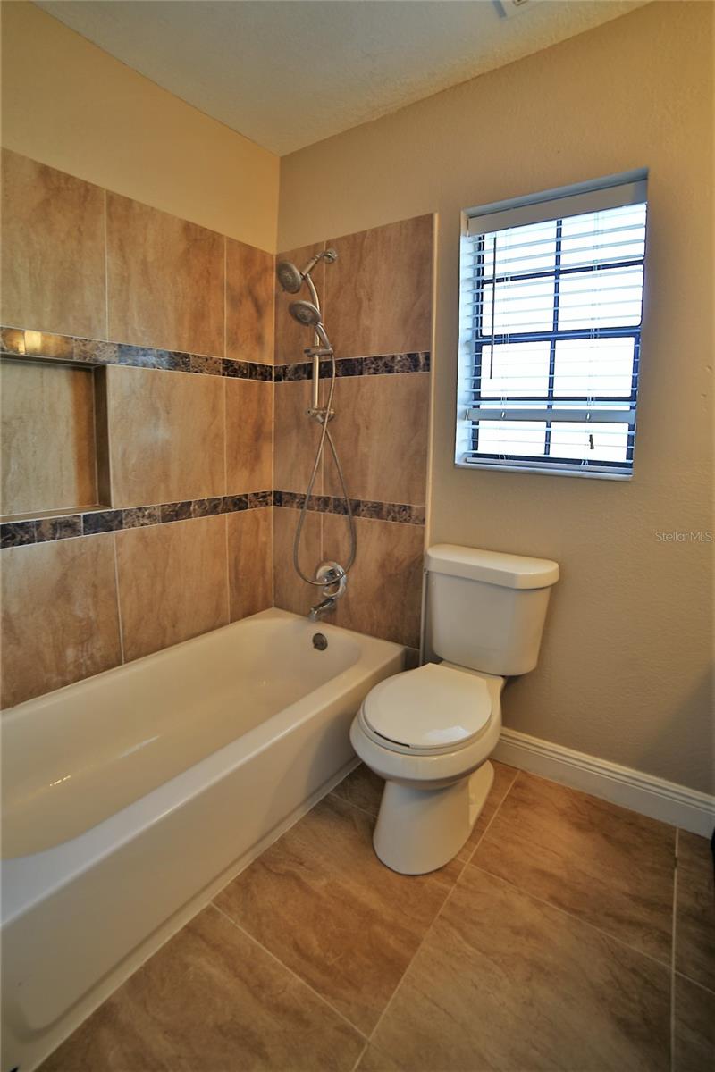 Image 15 of 18 For 10260 Turkey Lake Road 149