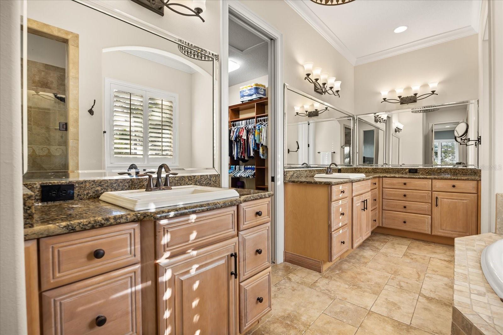 Image 23 of 67 For 1749 Lake Terrace Drive