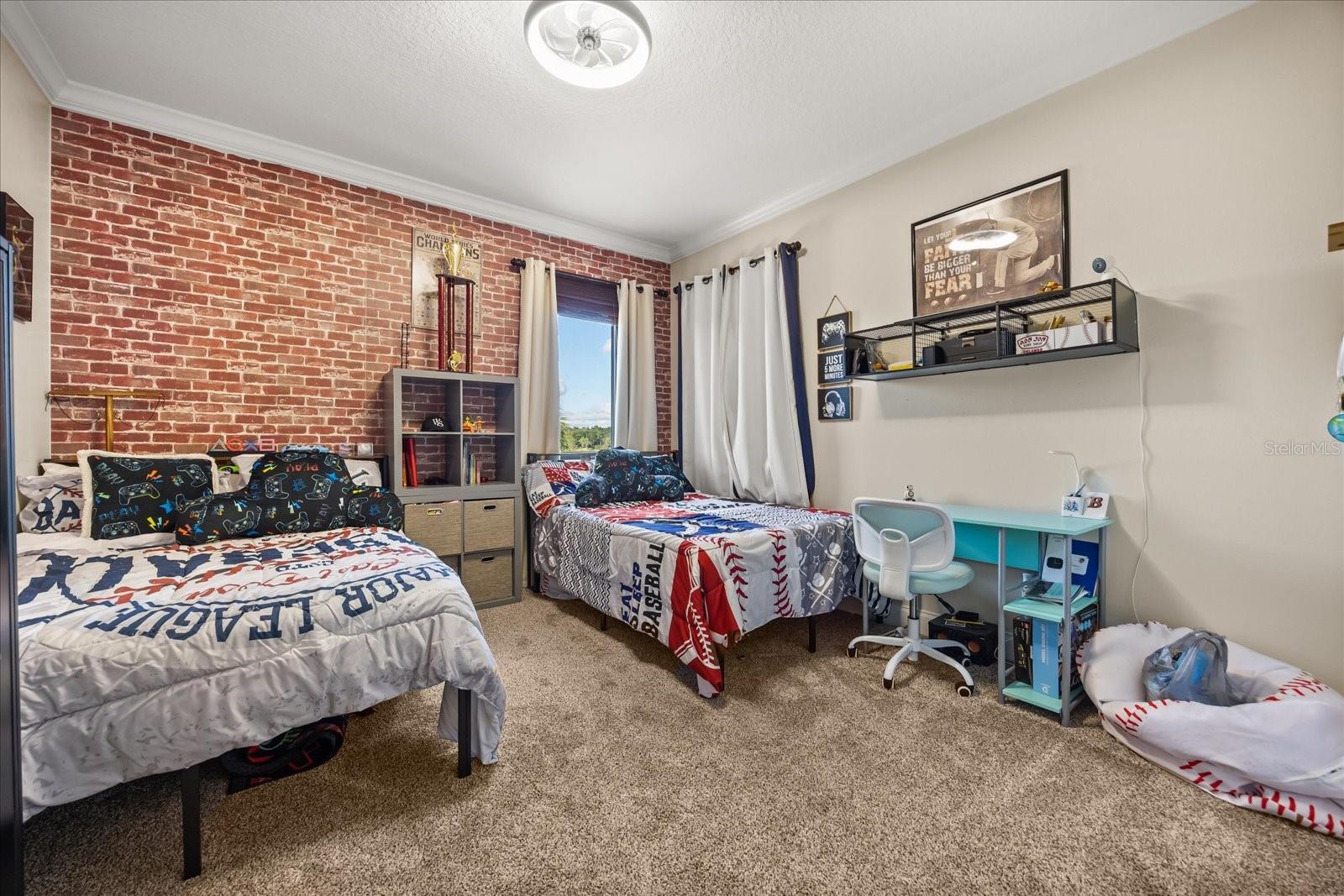 Image 33 of 67 For 1749 Lake Terrace Drive