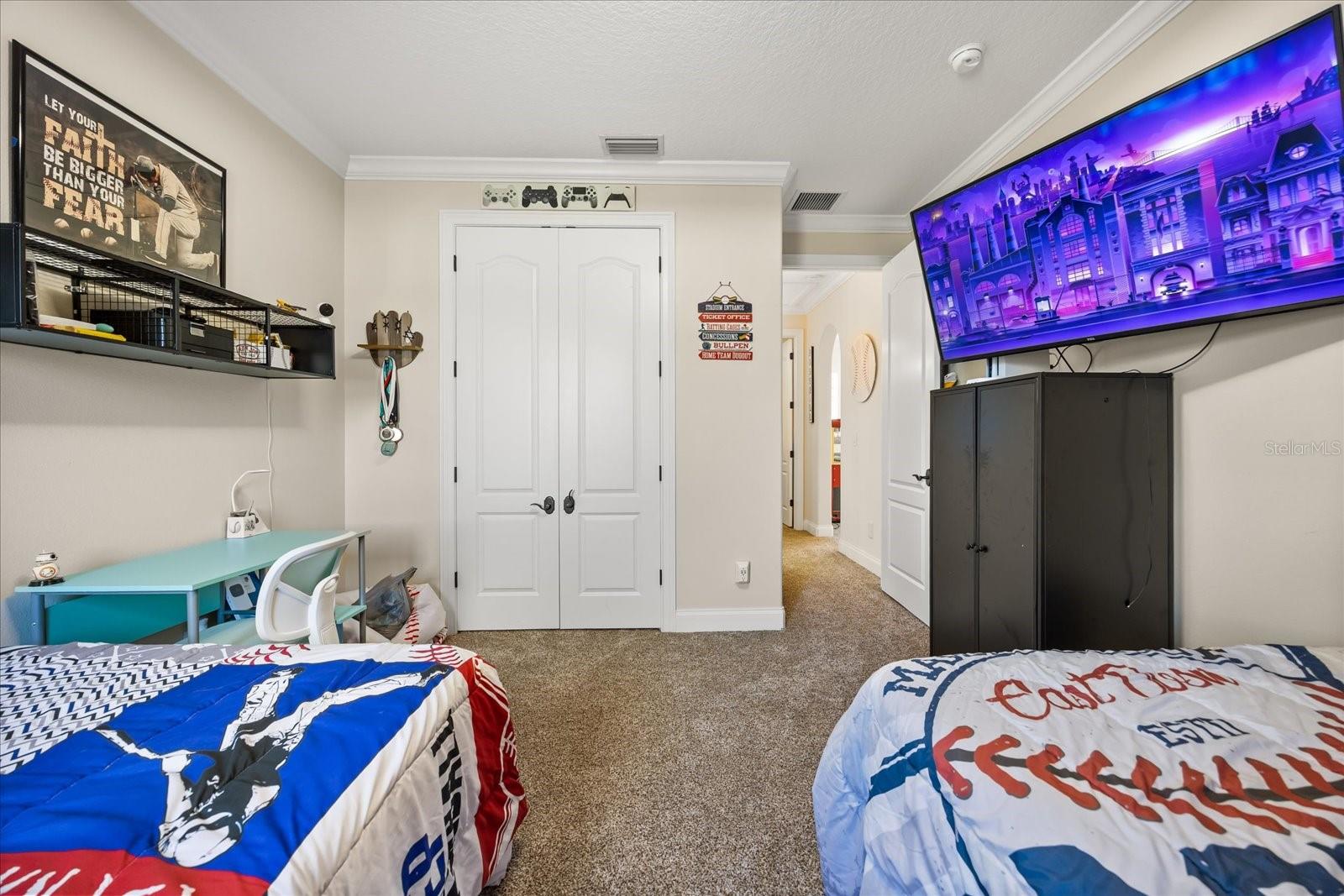 Image 34 of 67 For 1749 Lake Terrace Drive