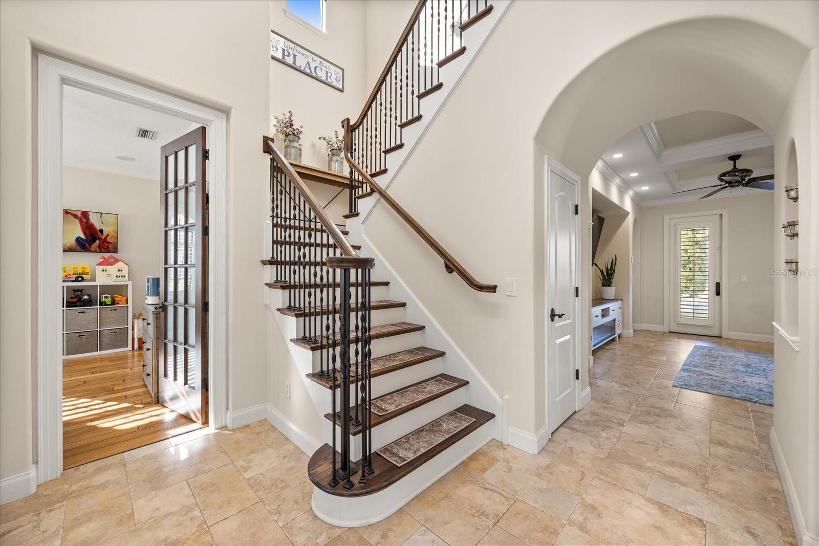 Image 5 of 67 For 1749 Lake Terrace Drive