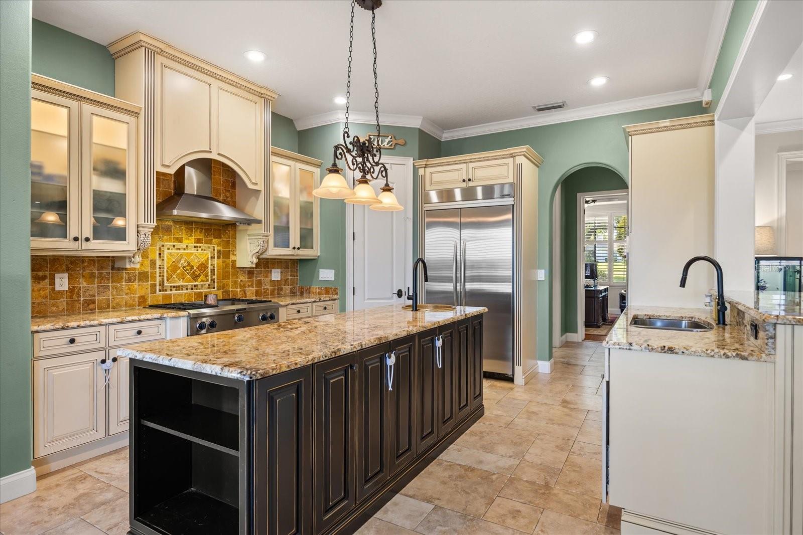 Image 6 of 67 For 1749 Lake Terrace Drive