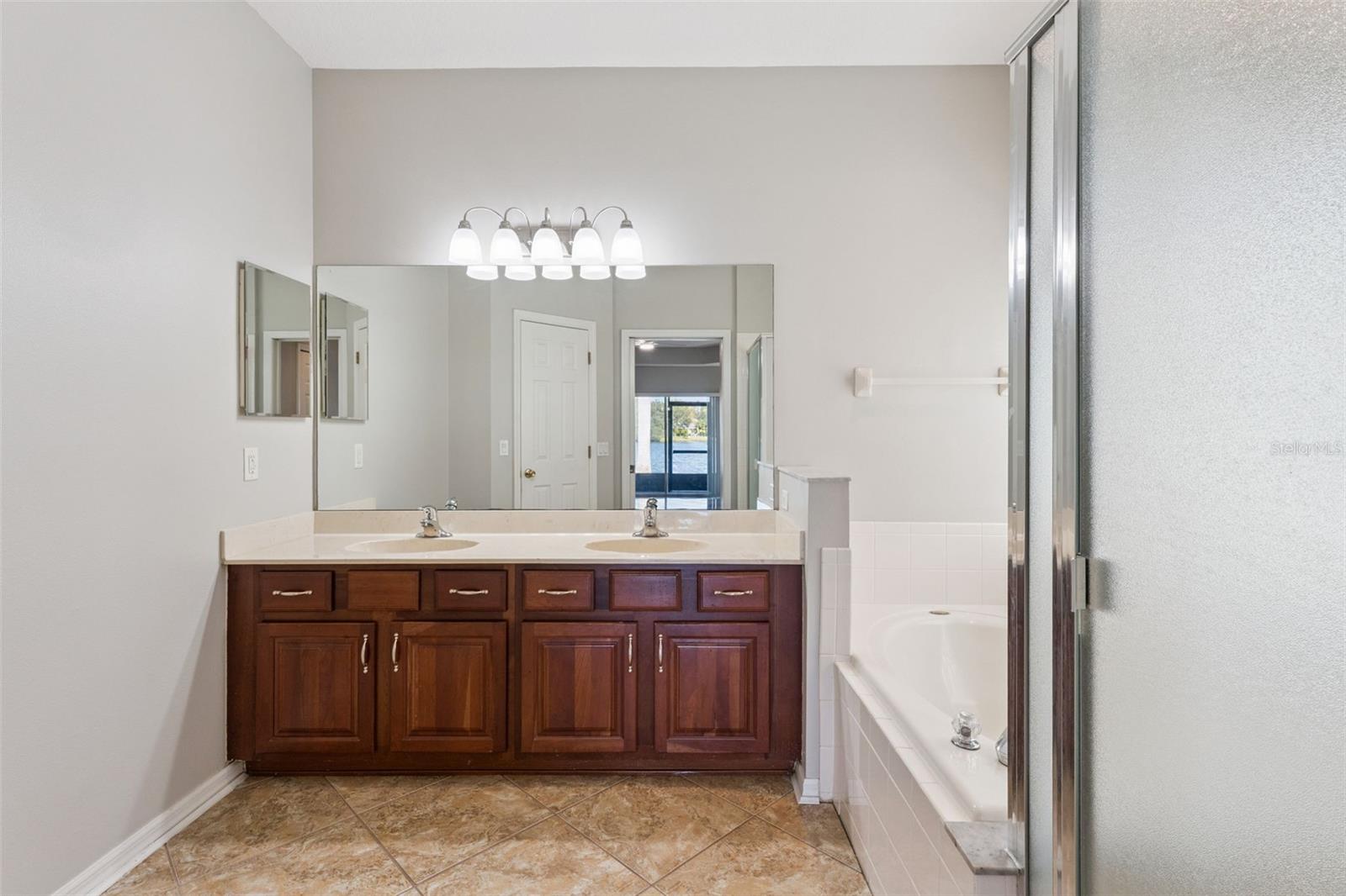 Image 10 of 34 For 13845 Mirror Lake Drive