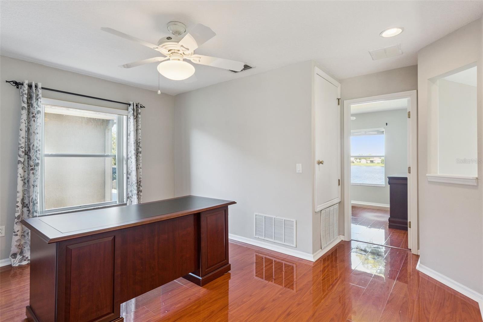 Image 13 of 34 For 13845 Mirror Lake Drive