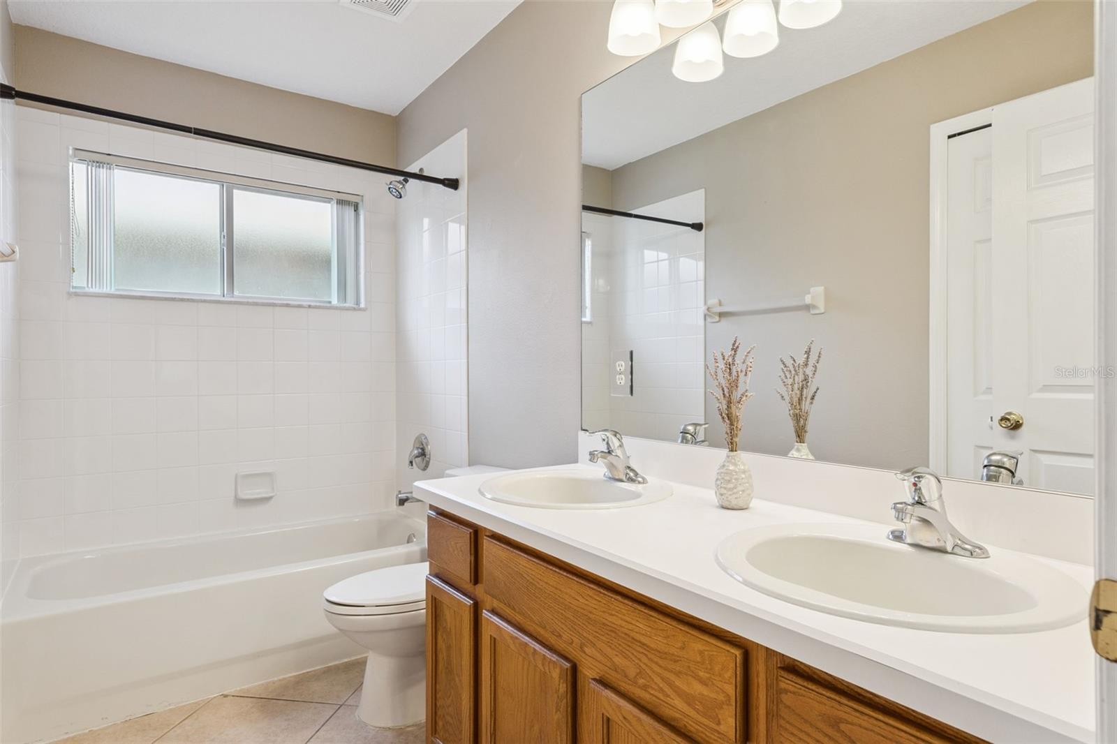 Image 16 of 34 For 13845 Mirror Lake Drive