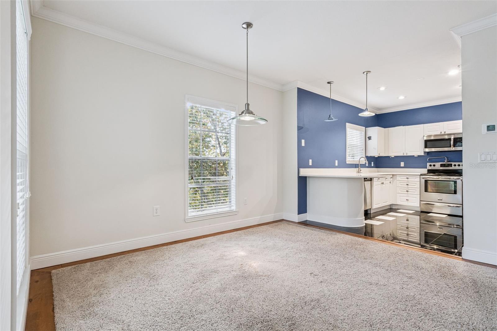 Image 19 of 75 For 414 Water Street 414