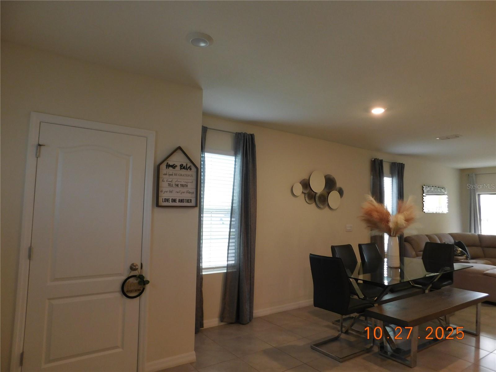 Image 11 of 59 For 1587 Candlefire Row