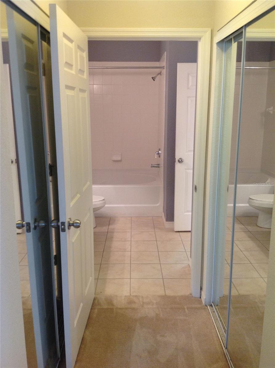 Image 9 of 14 For 5550 Michigan Street 2106