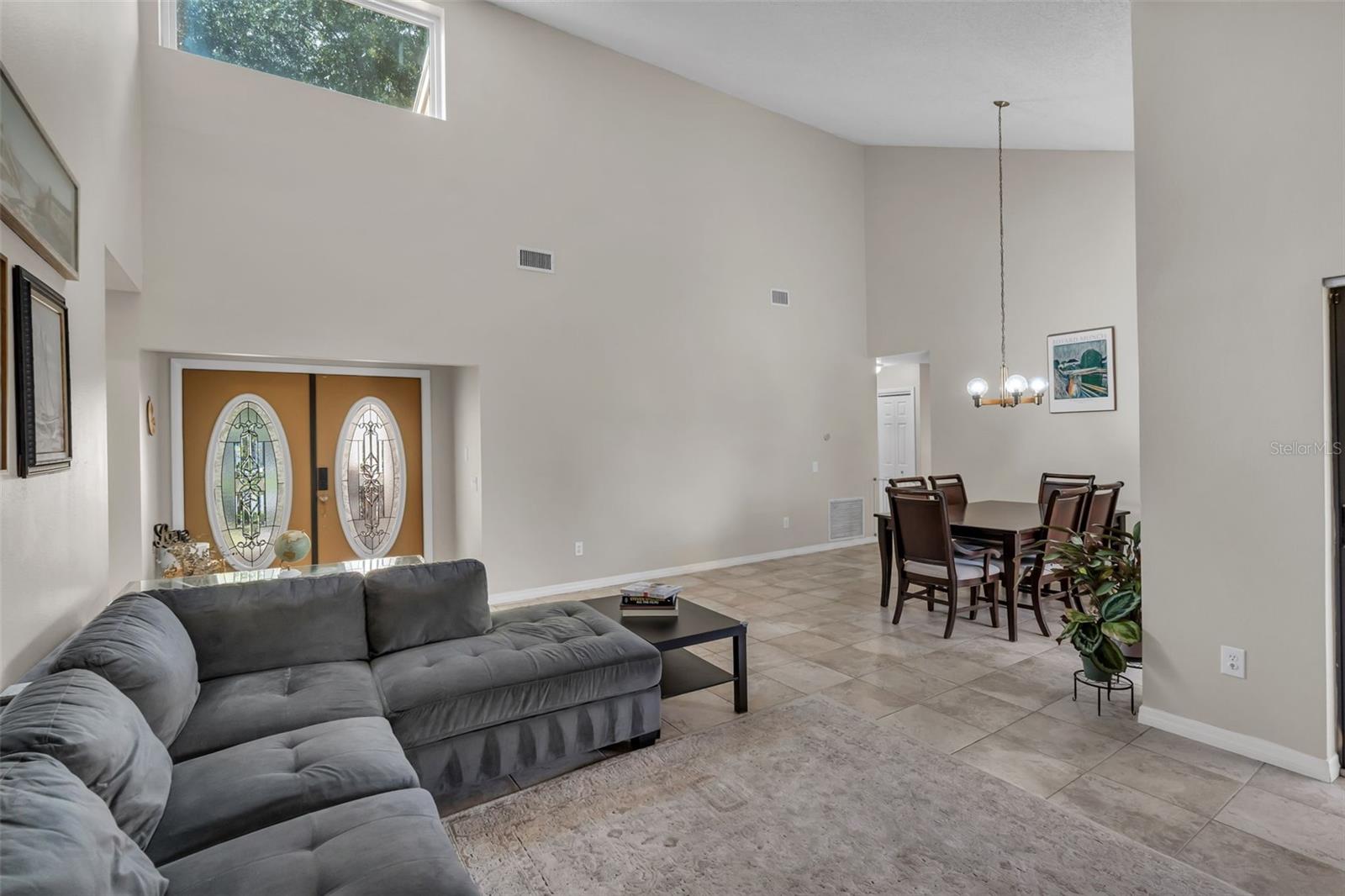 Image 11 of 44 For 6047 Shore Line Drive