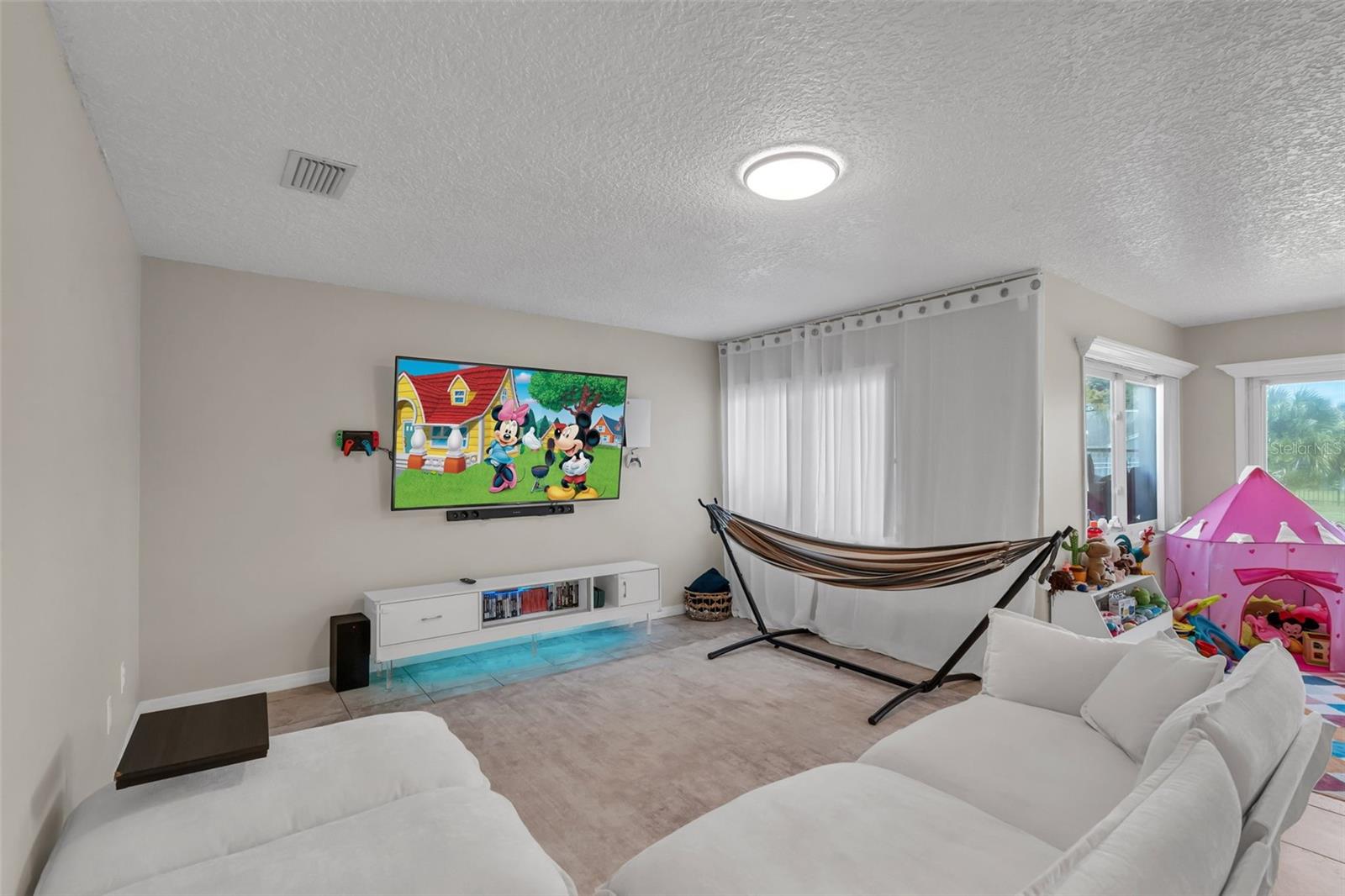 Image 19 of 44 For 6047 Shore Line Drive