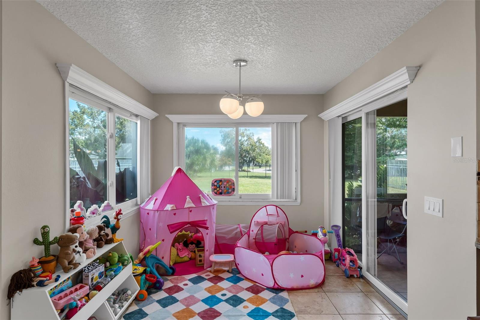 Image 21 of 44 For 6047 Shore Line Drive