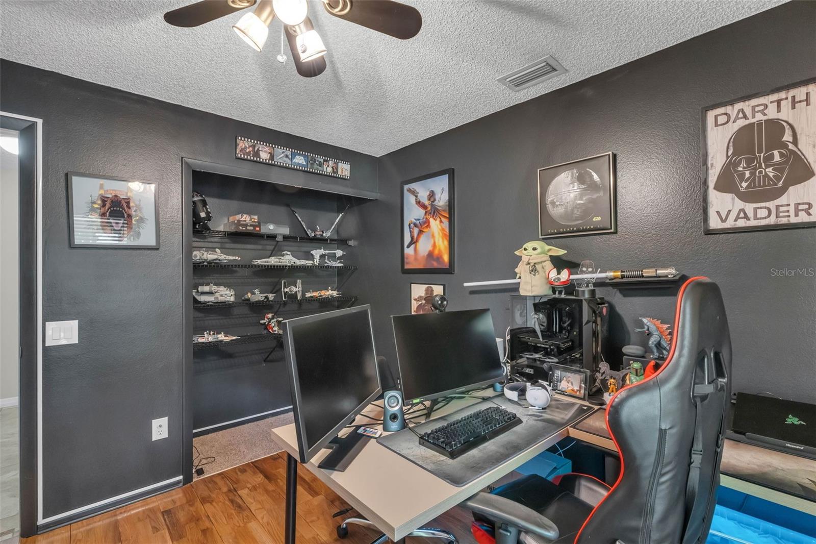 Image 31 of 44 For 6047 Shore Line Drive