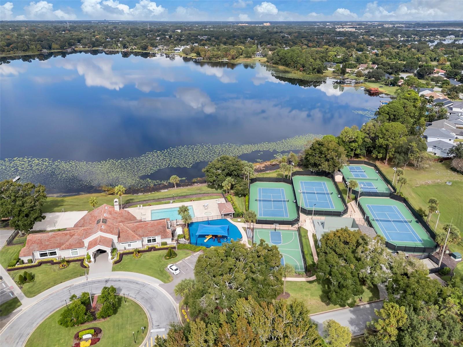 Image 40 of 44 For 6047 Shore Line Drive