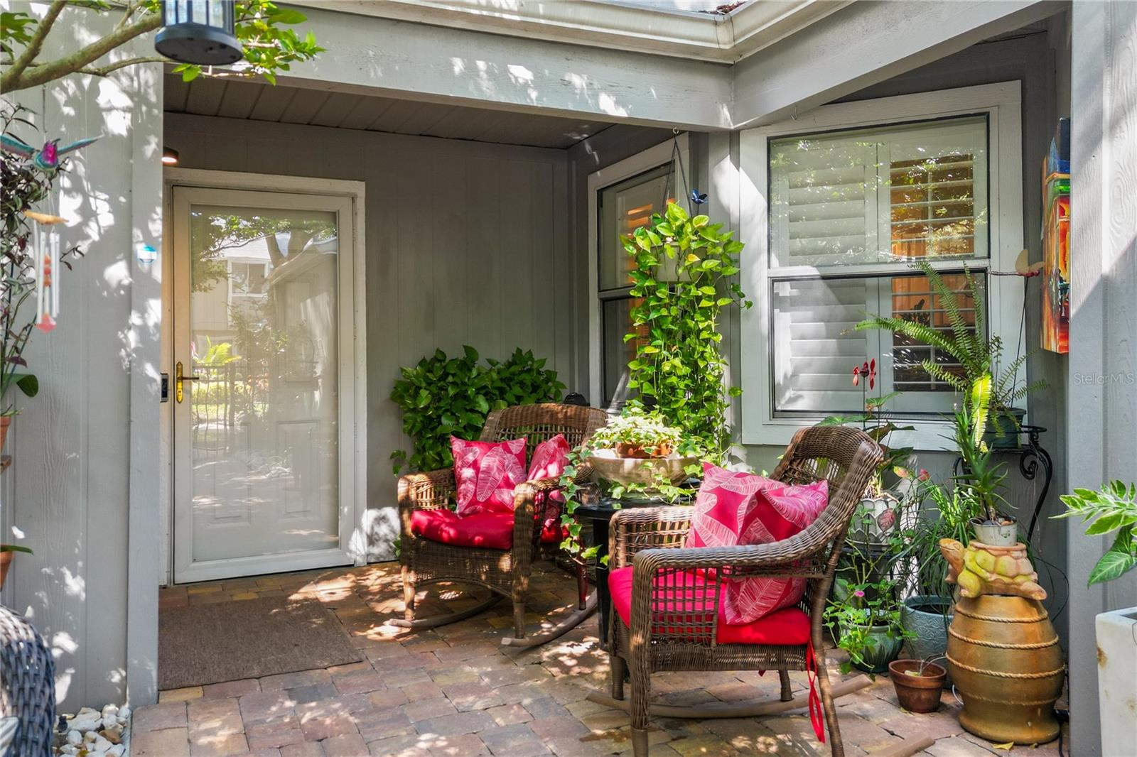 Image 11 of 53 For 623 Red Oak Circle 109