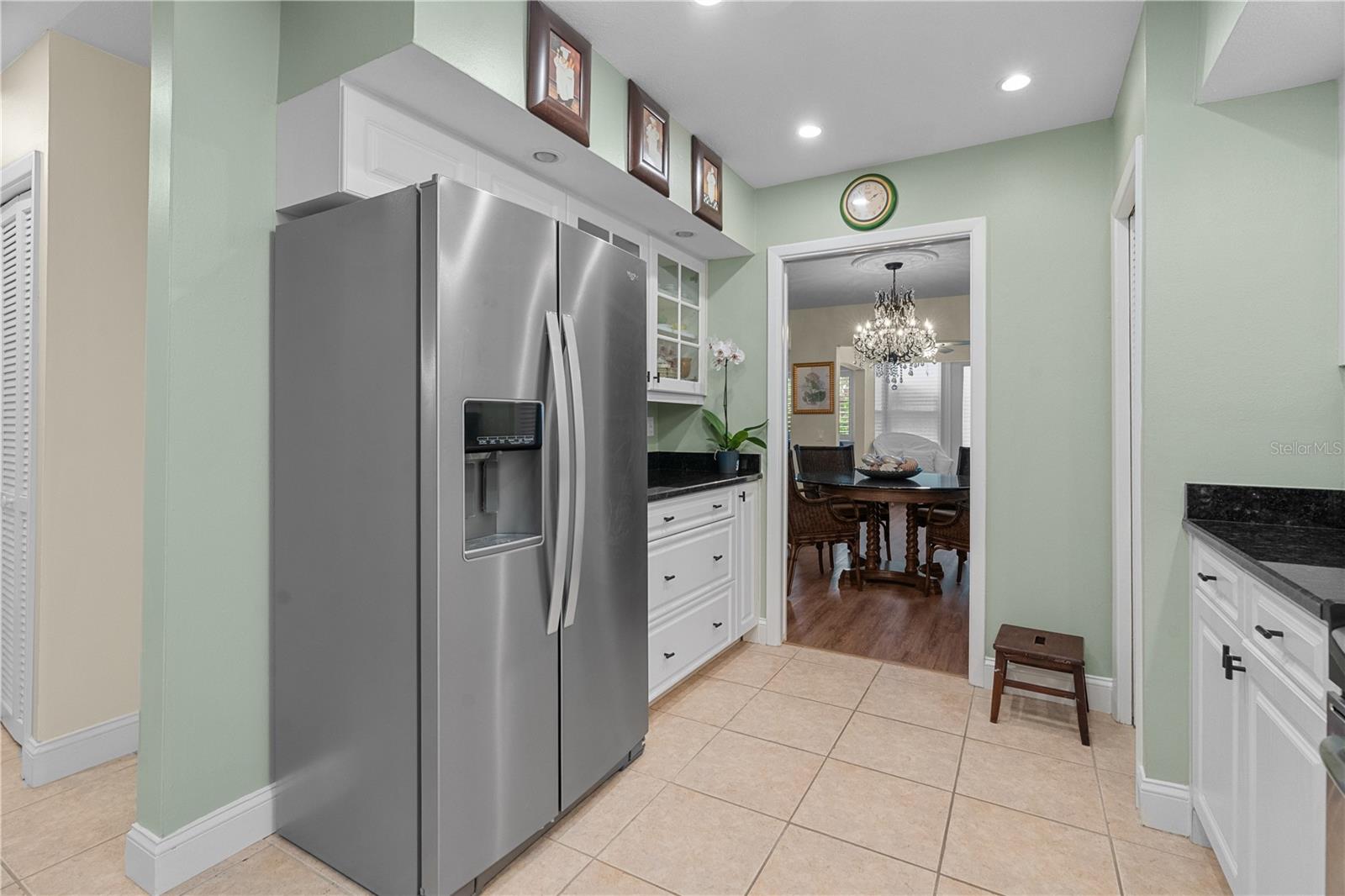 Image 22 of 53 For 623 Red Oak Circle 109