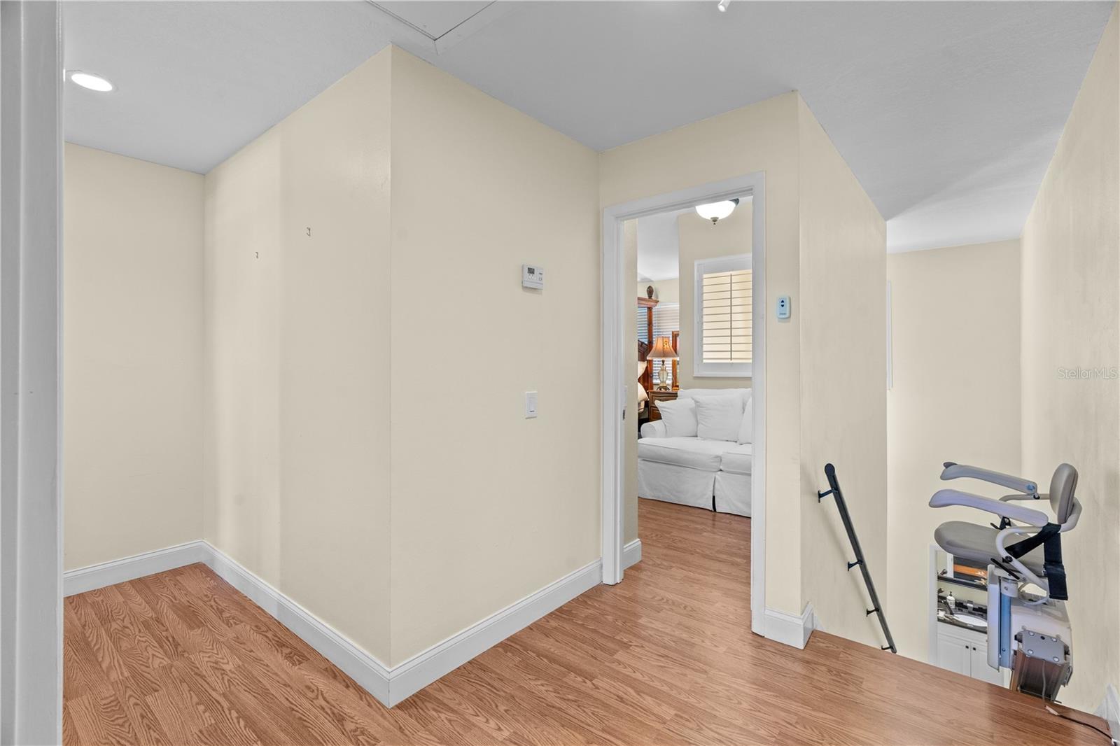 Image 27 of 53 For 623 Red Oak Circle 109